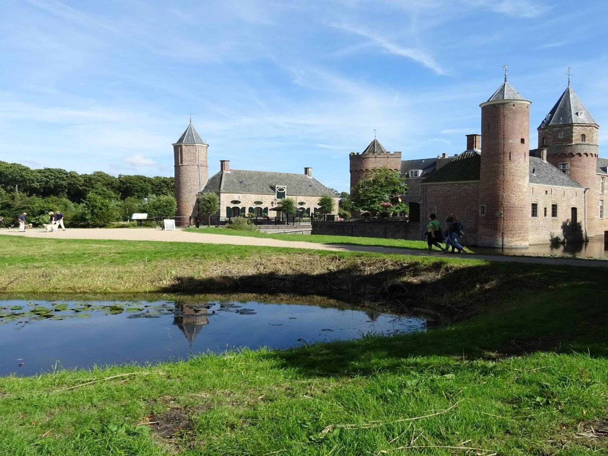 Pleasaing Holiday Home In Oostkapelle Near Centre Exterior foto